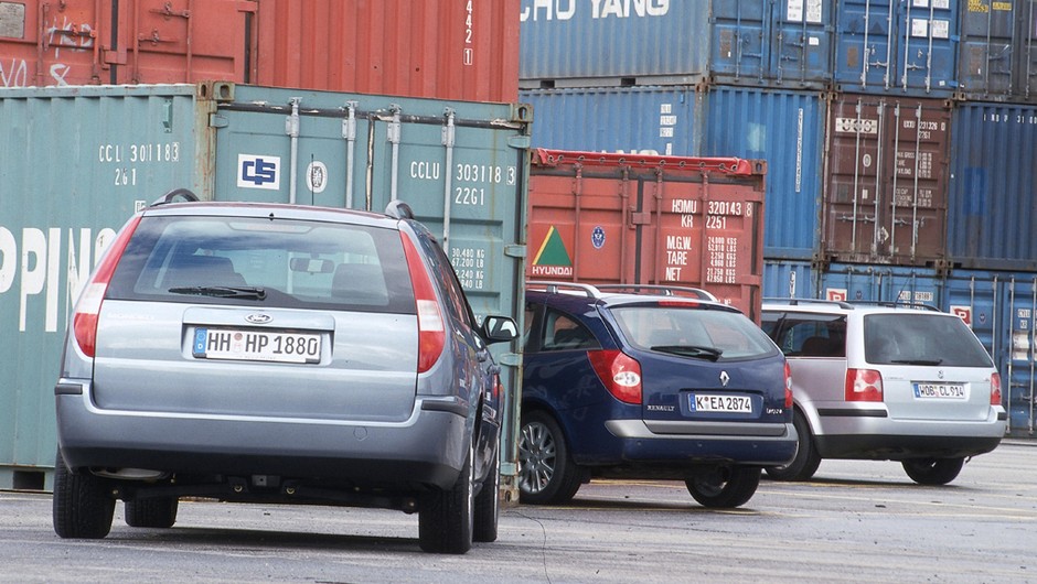 Porównanie: Ford Mondeo 2.0 TDCi kontra Renault Laguna 1.9 dci, Volkswagen Passat 1.9 TDI - Nie ma faworytów