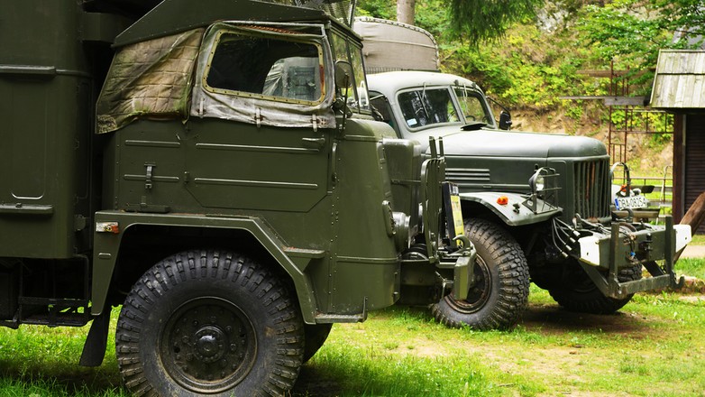 Wojsku Polskiemu dostarczono 13,7 tys., samochodów Star 660 (na pierwszym planie po lewej stronie)