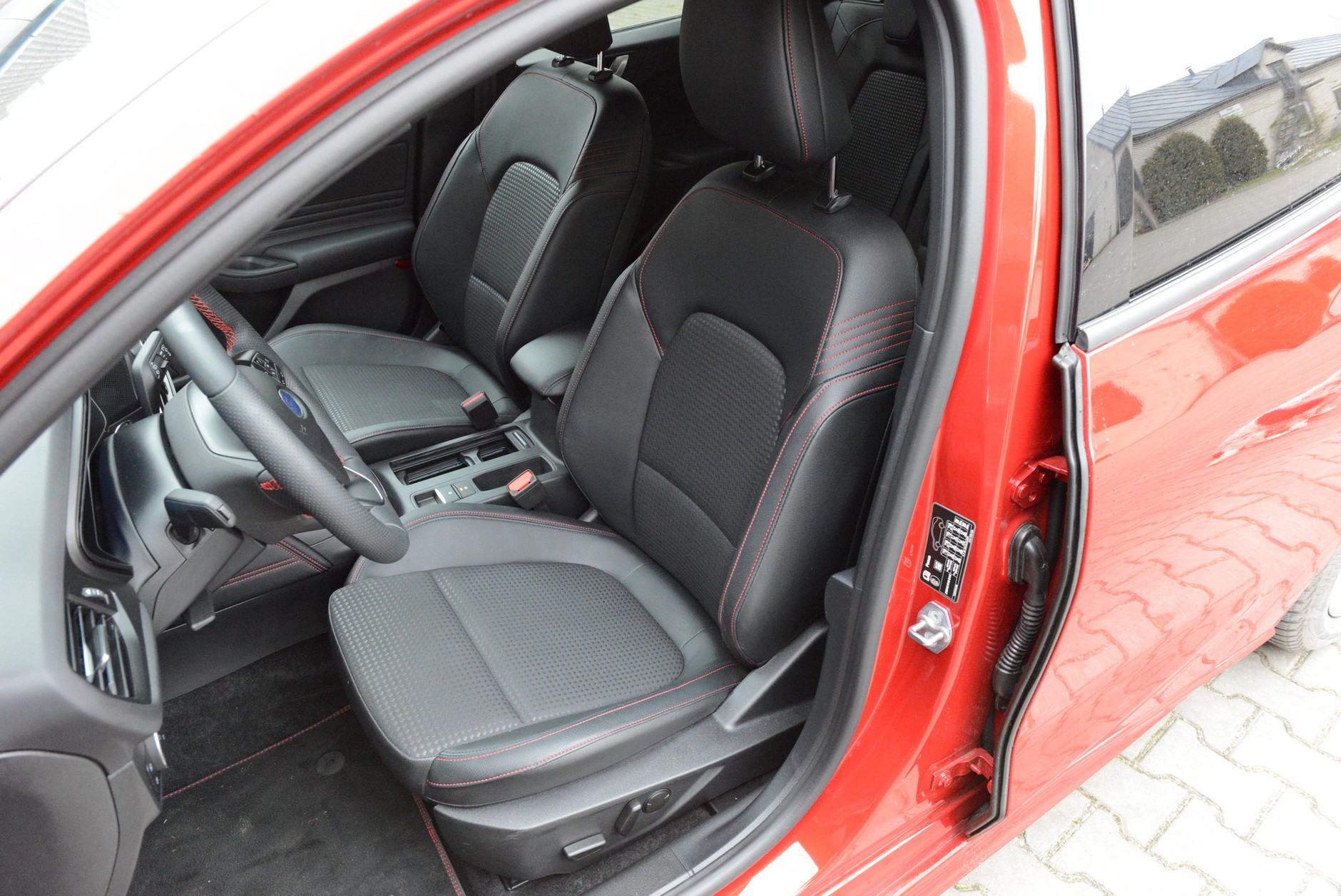 Ford Focus Kombi 1.0 mHEV 155 KM