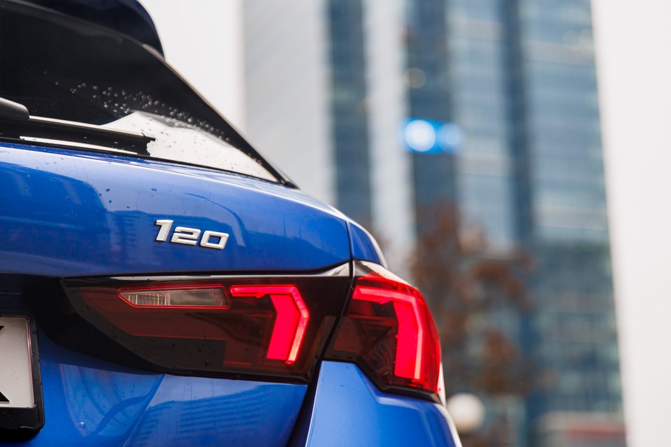 2025 BMW 120