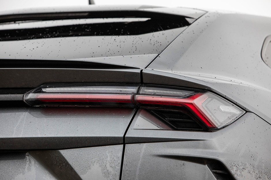 Lamborghini Urus - najdynamiczniej przyspieszający SUV na Ziemi