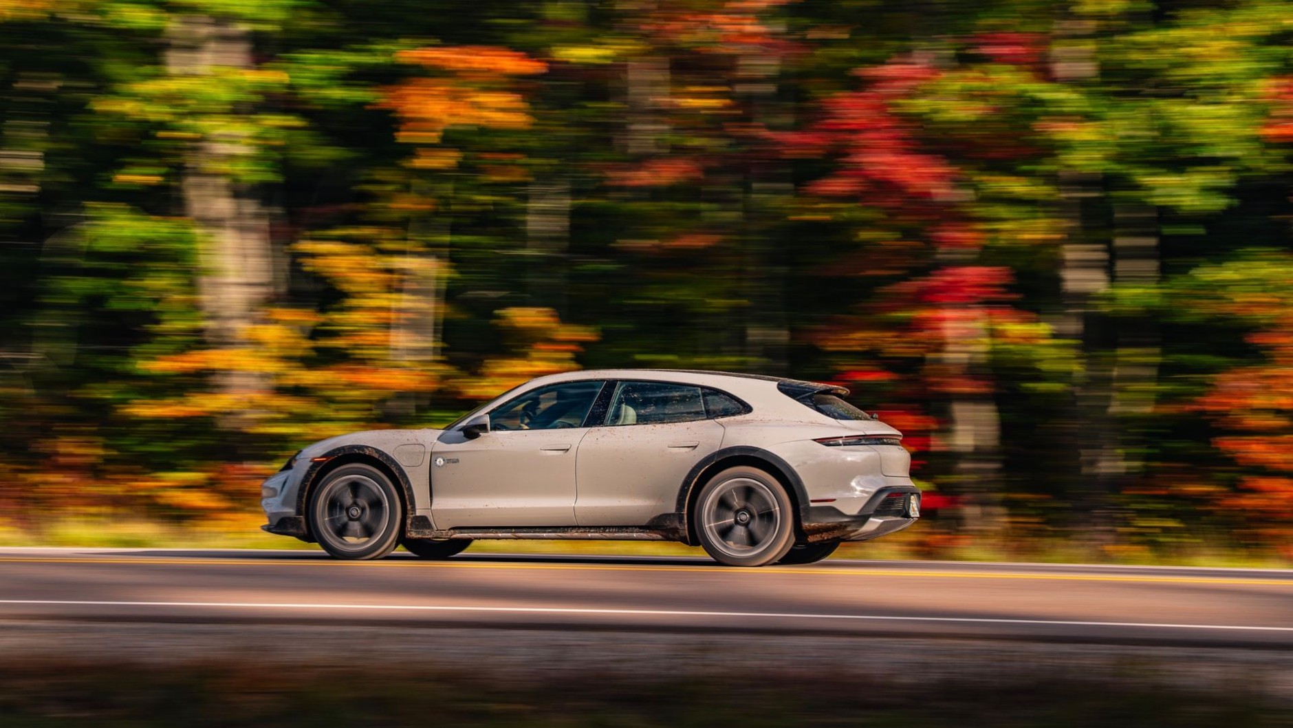 Porsche Taycan Cross Tourismo z rekordem Guinnessa