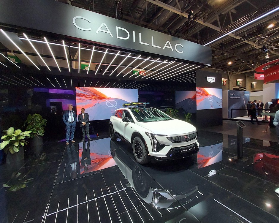 Salon samochodowy w Paryżu 2024
