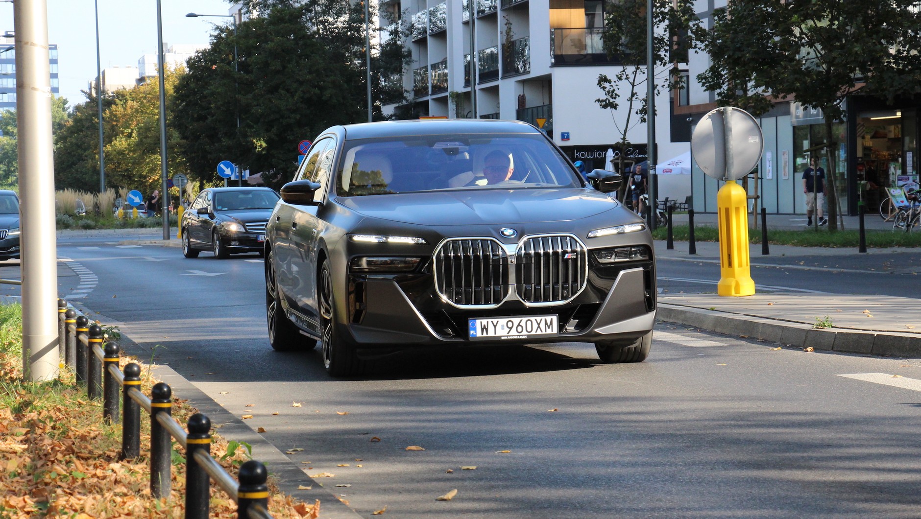 BMW M760e xDrive