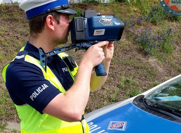 Policjanci mu przeszkodzili. Kierowca spieszył się na egzamin na prawo jazdy