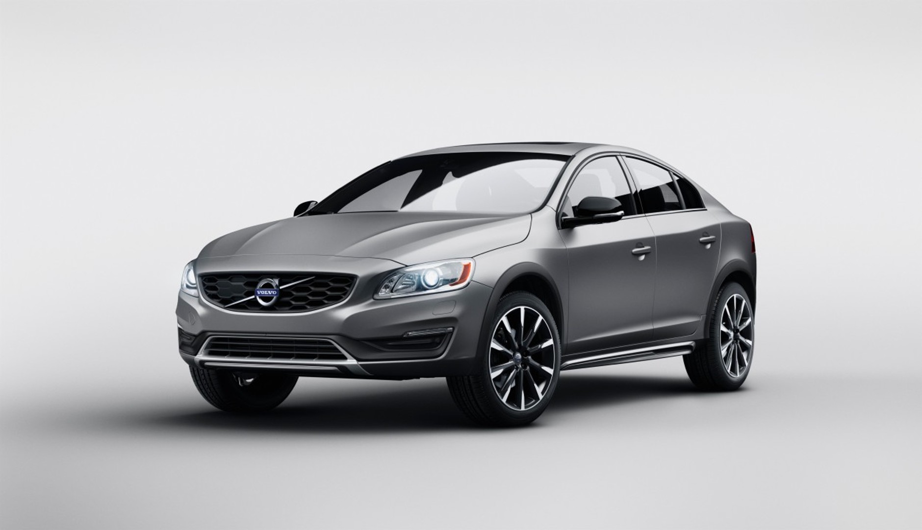 Terenowy sedan Volvo S60 Cross Country