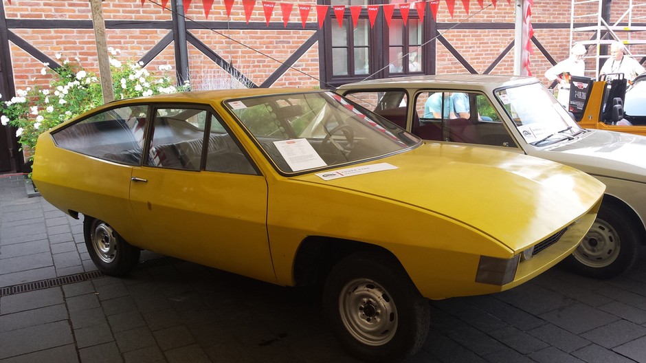 Polski Fiat 125p Coupe