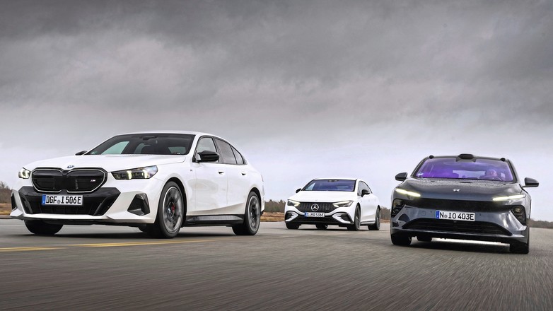 BMW i5 kontra Mercedes EQE i Nio ET7