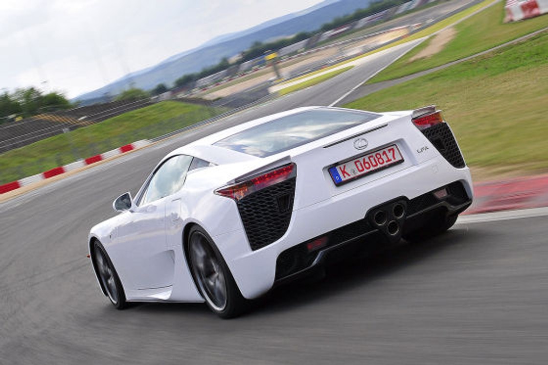 Siedmiu wspaniałych. Czyli, superbolidy w zielonym piekle