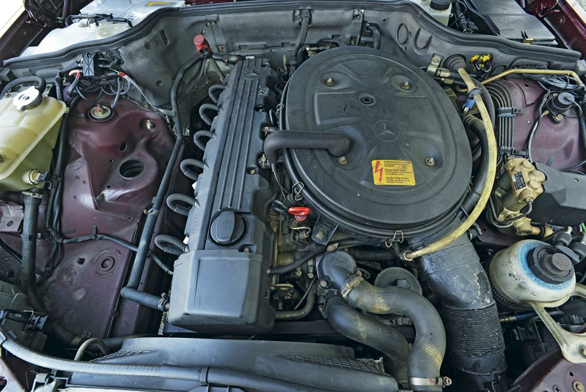 Mercedes W126 - klasa wyższa skrojona na miarę