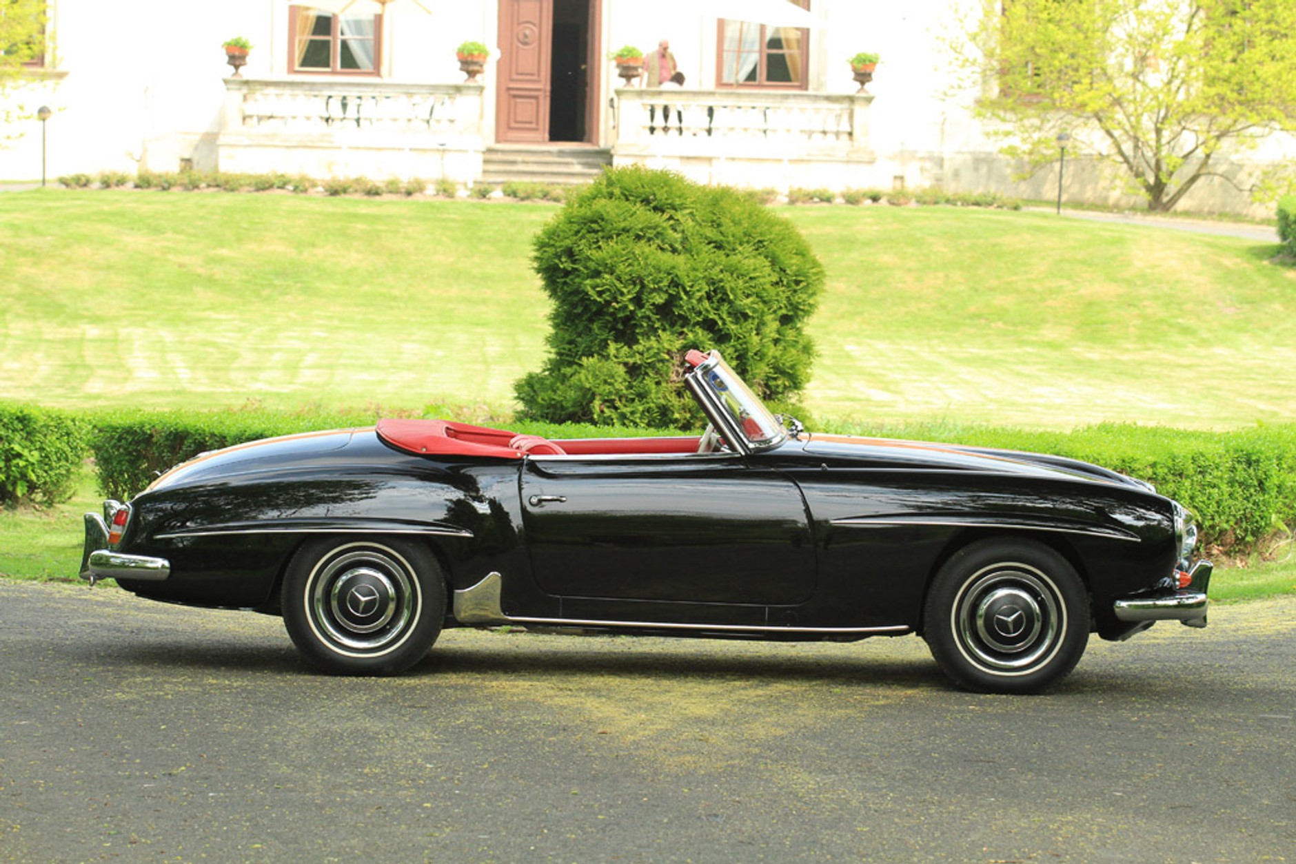 Jak zmienił się Mercedes SL?