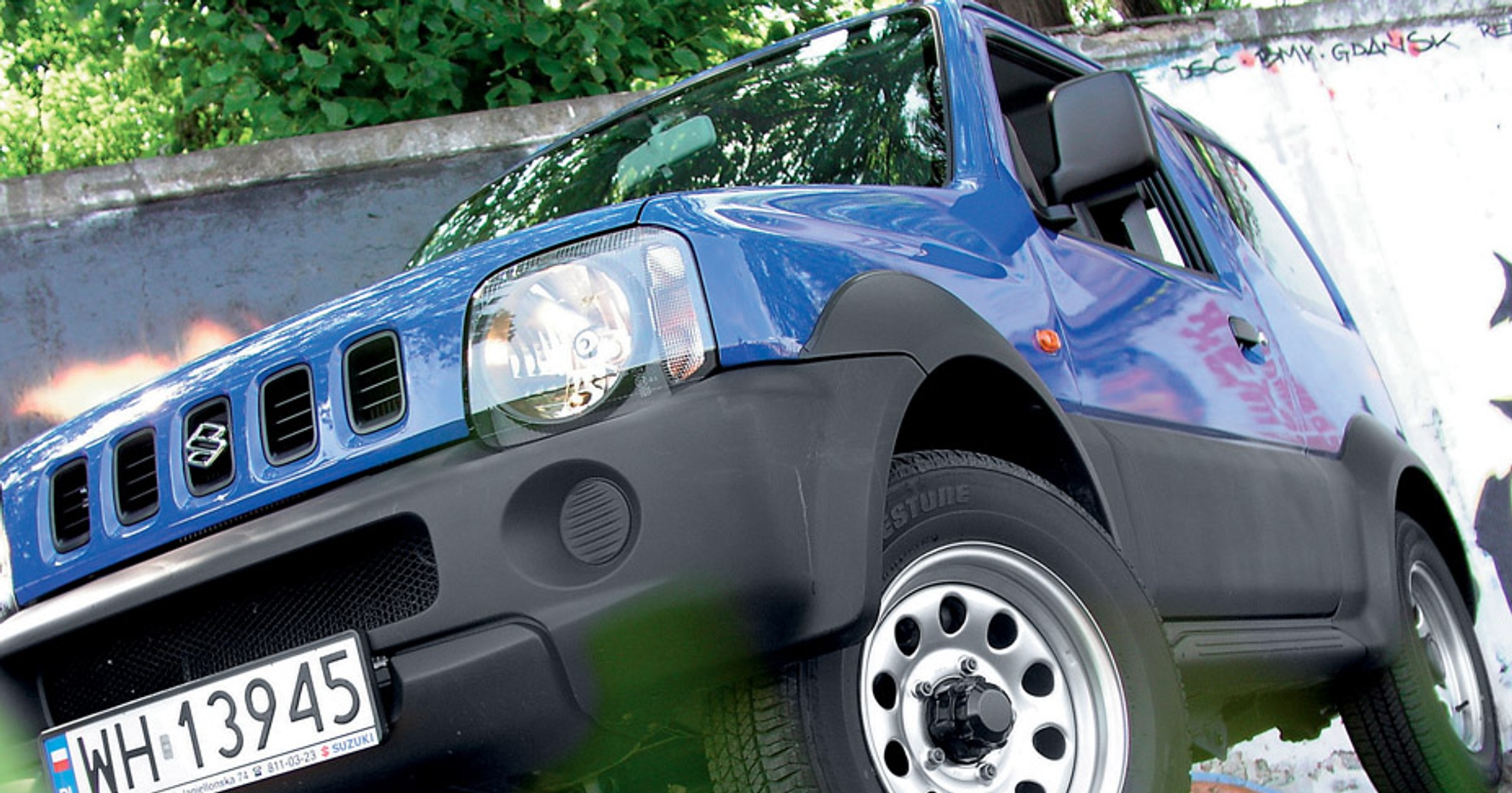 Suzuki Jimny: wdzięczny maluch