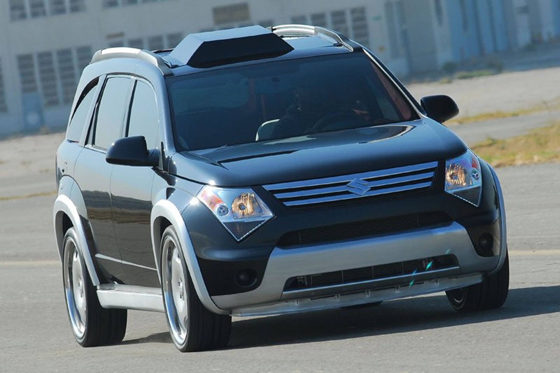 Detroit 2007: Suzuki Flix – kino objazdowe