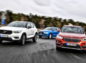 Drzwi do klasy premium otwarte? Porównanie: Volvo XC40 vs. Audi Q3, BMW X1