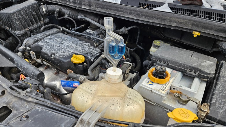 Prosty, chemiczny tester pozwala wykryć poważny problem z silnikiem