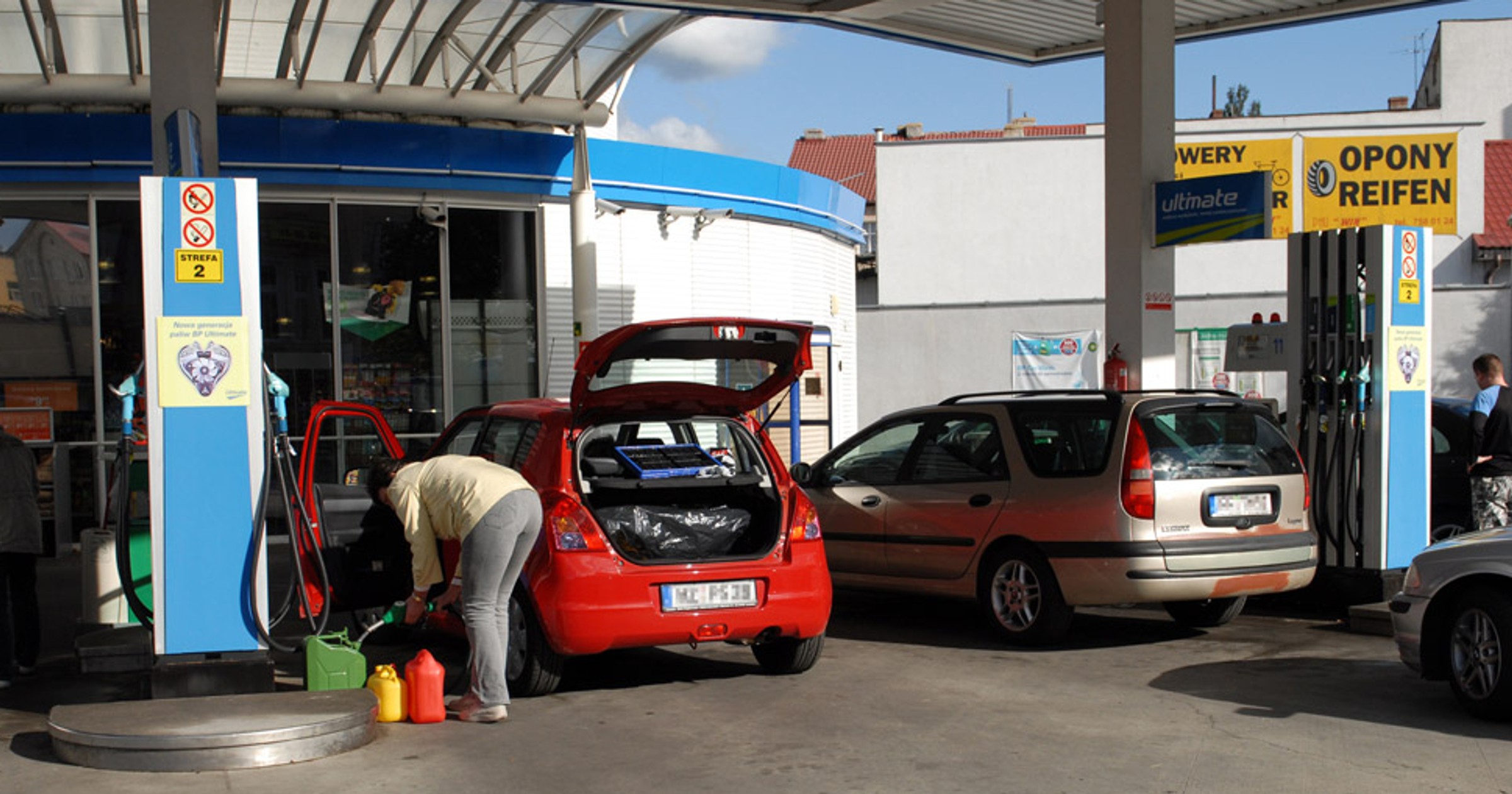 Jak daleko warto jechać po tańsze paliwo?