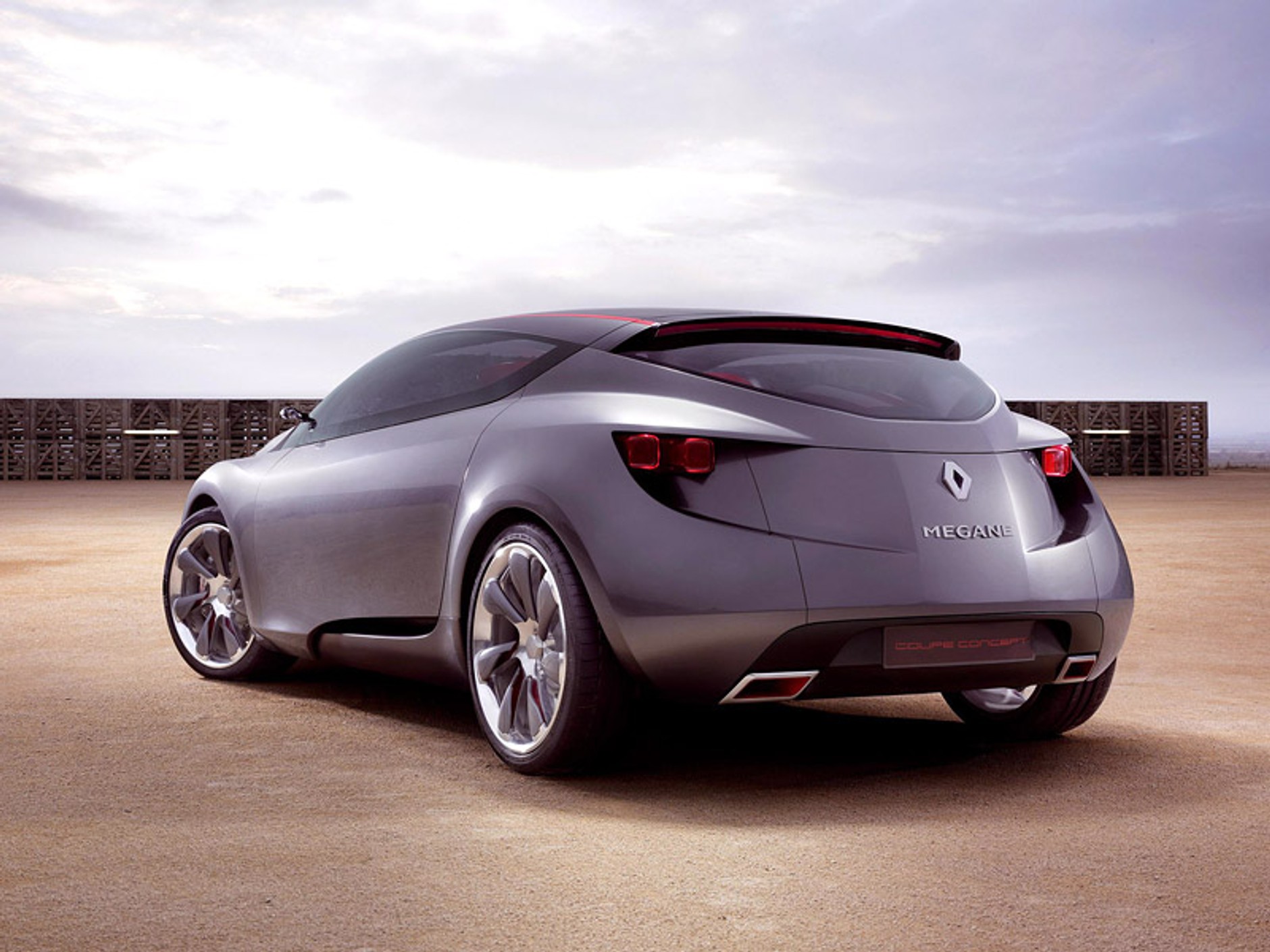 Genewa 2008: Renault Megane Coupe Concept - rewolucja! (fotogaleria + wideo)