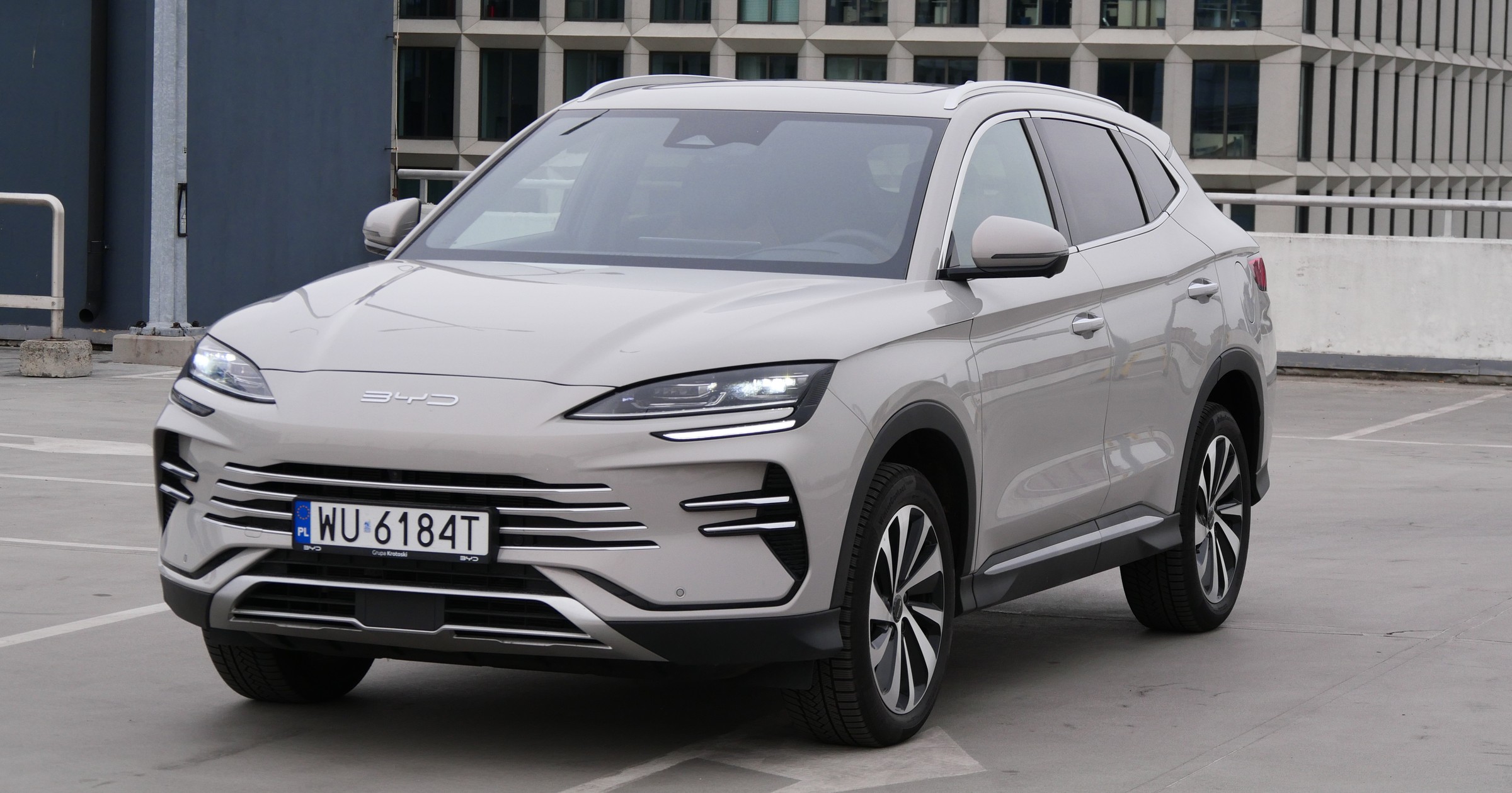 BYD Seal U DM-i (218 KM)