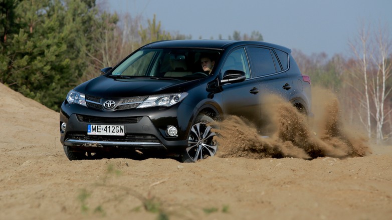 Toyota RAV4 IV