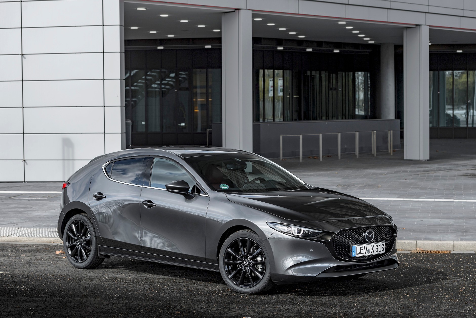 Mazda 3 i Mazda CX-30 – lepsze, bo zelektryfikowane