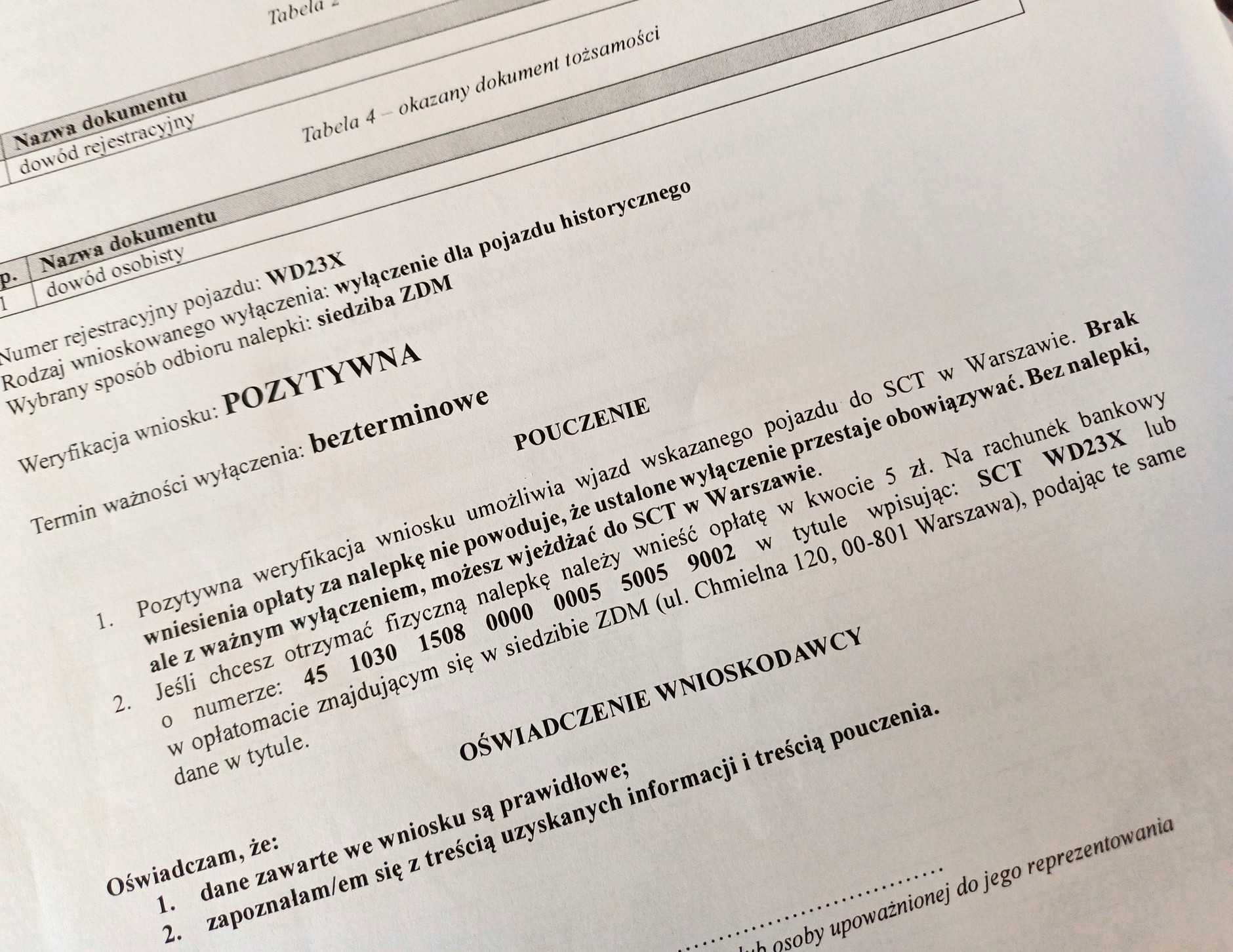 Nalepka uprawniająca do wjazdu do strefy? Miasto nie zdążyło ich wydrukować, kwitek wystarczy