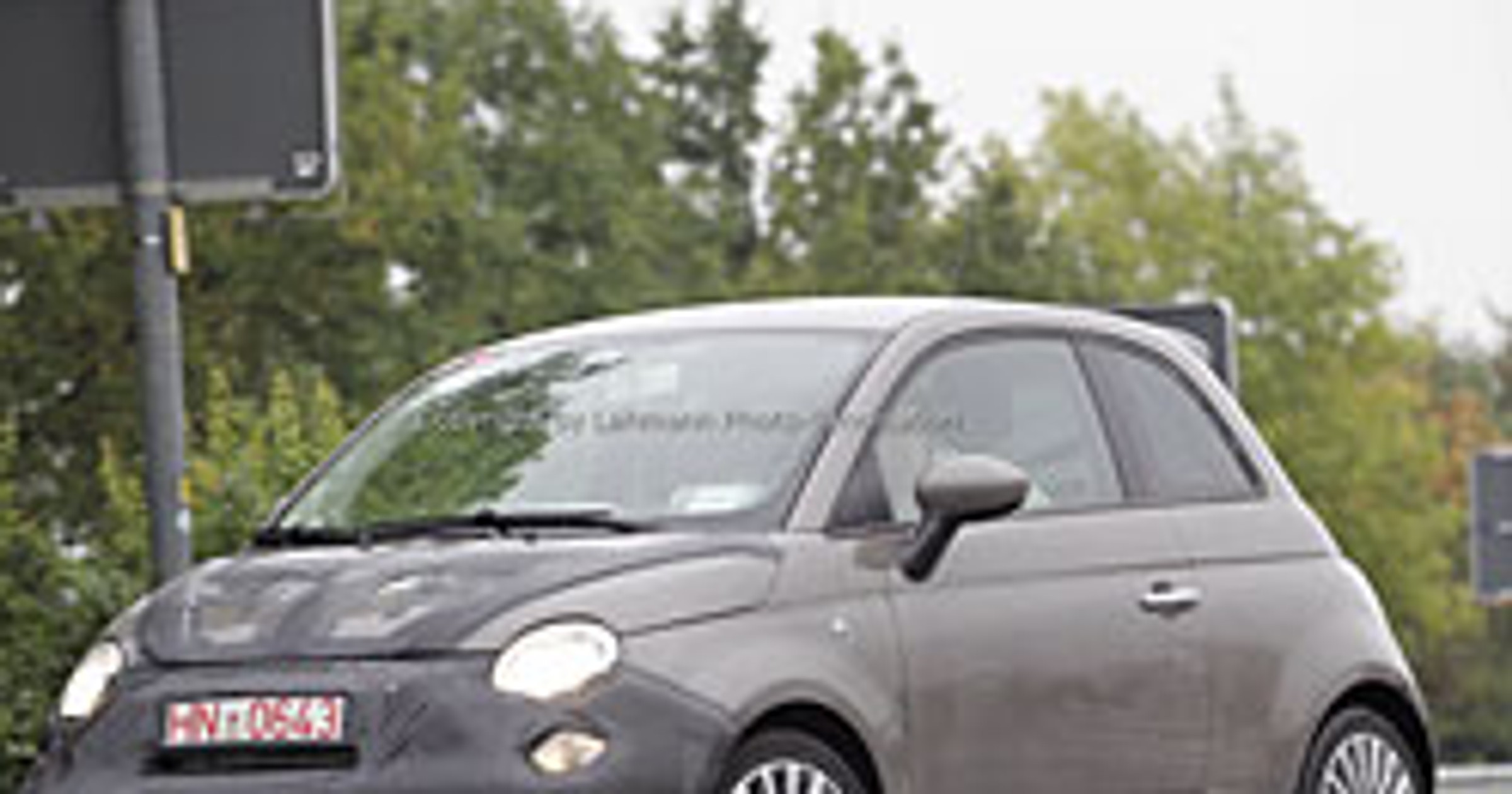 Zdjęcia szpiegowskie: Fiat 595 Abarth SS