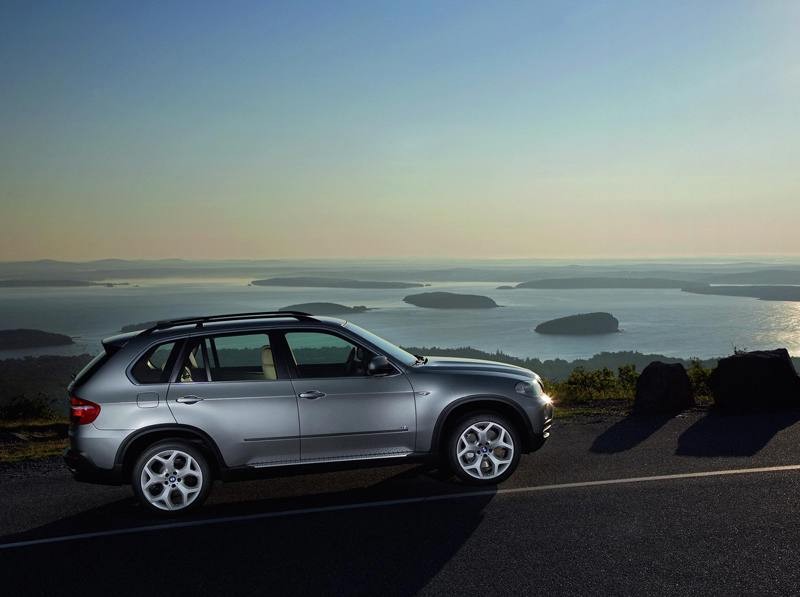 Nowe BMW X5: oficjalne zdjęcia i kompletne informacje