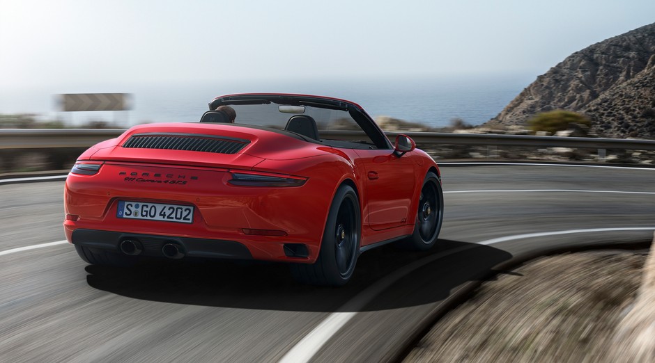 Porsche 911 GTS