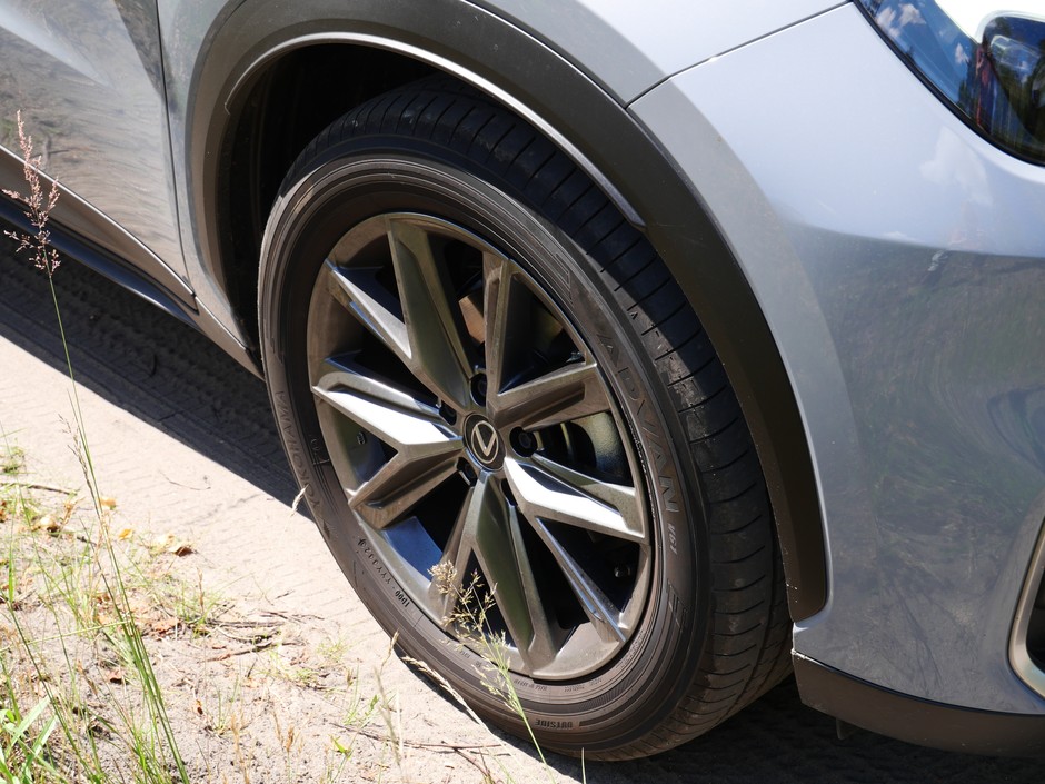 Lexus LBX
