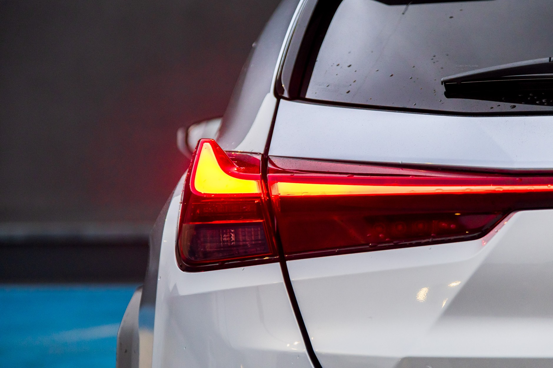 2024 Lexus UX300h