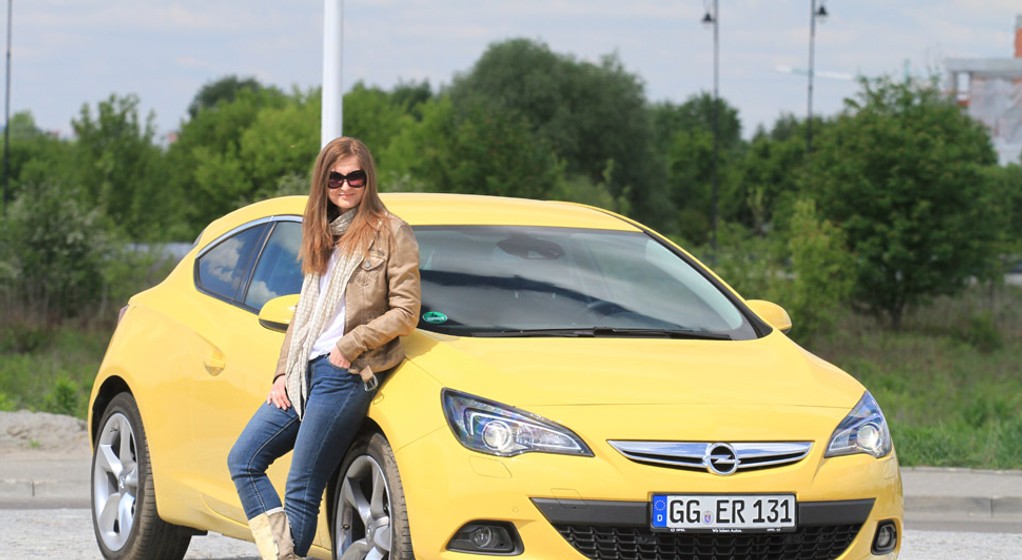 Opel Astra GTC: porządek i styl