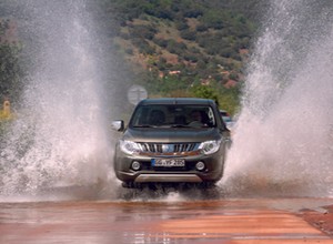 Mitsubishi L200 - Godzenie sprzeczności