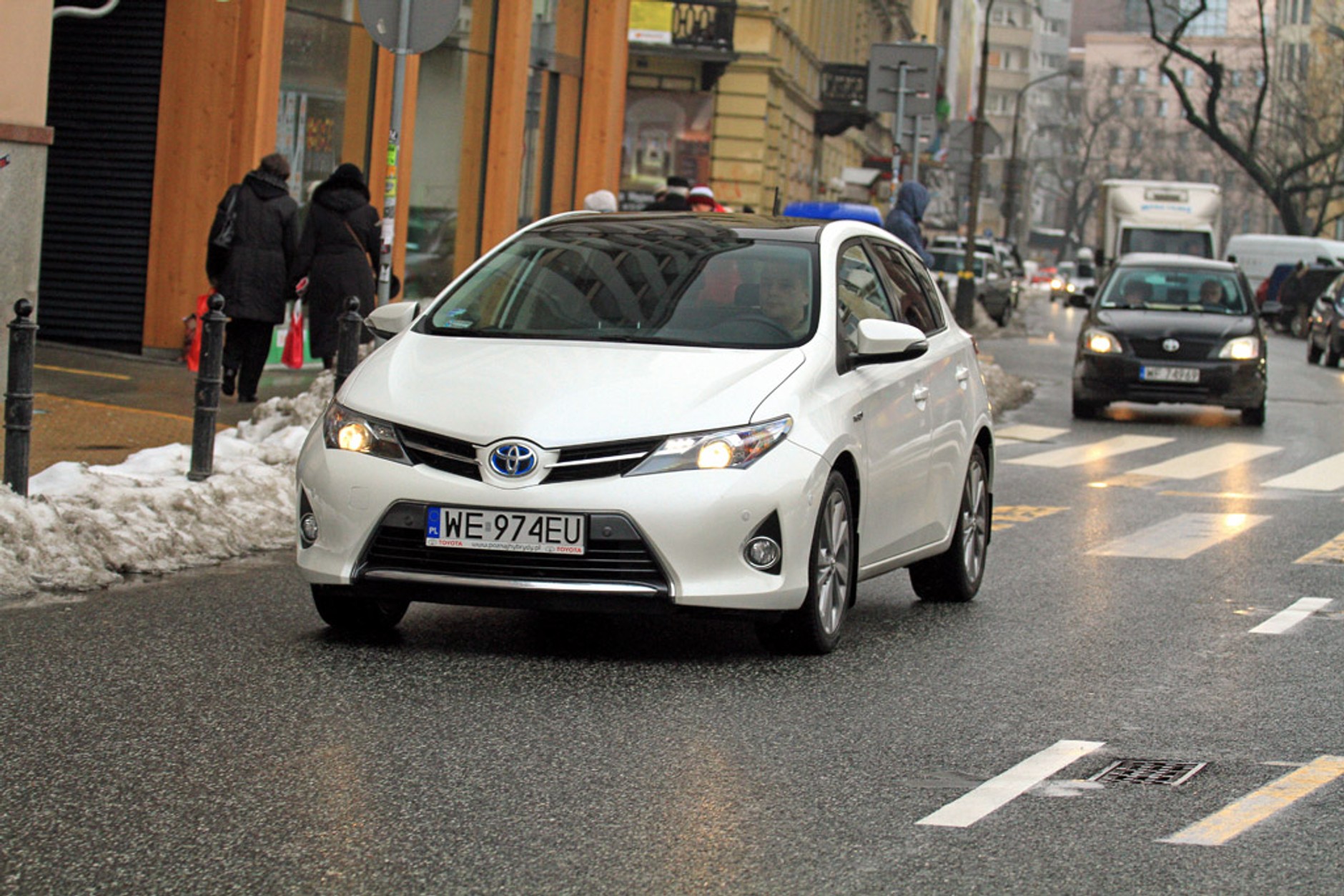 Czy warto kupować hybrydowe auto? Test Toyoty Auris Hybrid