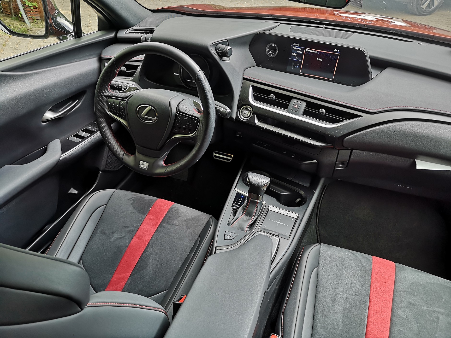 Lexus UX kontra Lexus NX