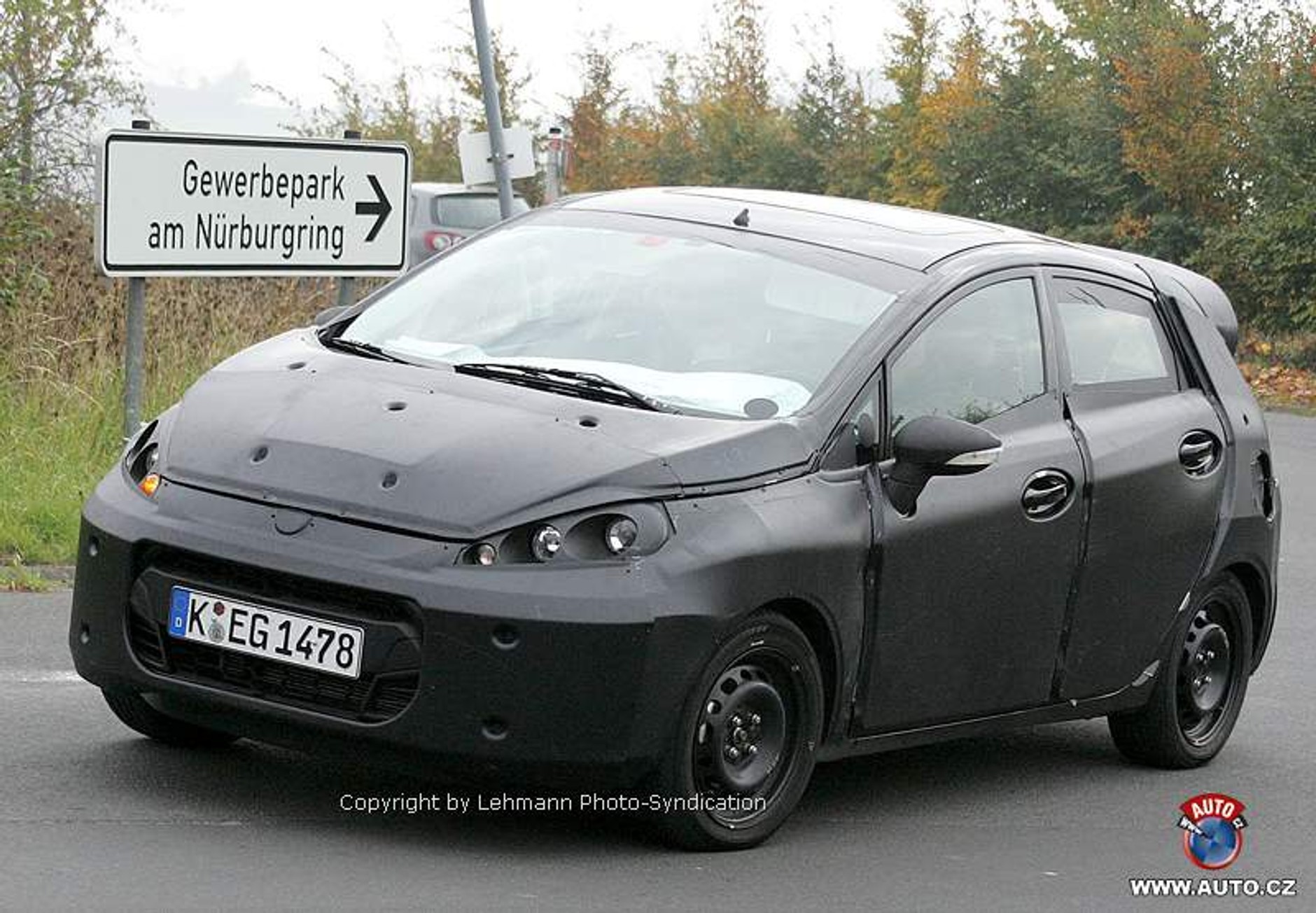 Zdjęcia szpiegowskie: Ford Fiesta na Nürburgringu