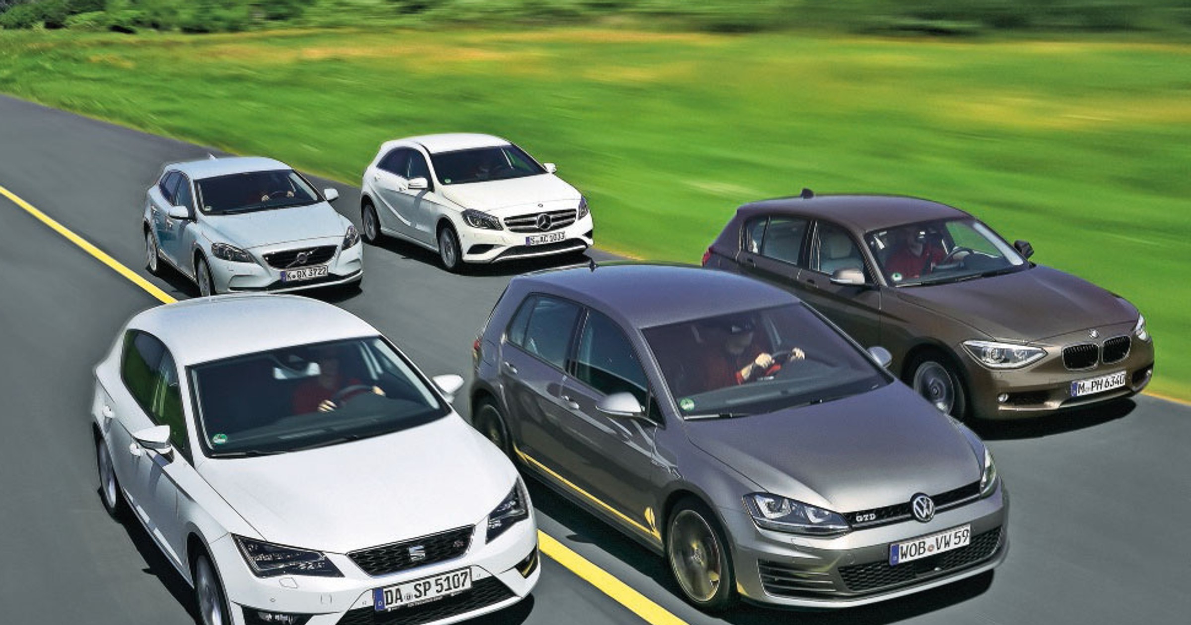 BMW serii 1 kontra Mercedes klasy A, Leon, Golf i V40: porównanie trzech szybkich kompaktowych turbodiesli