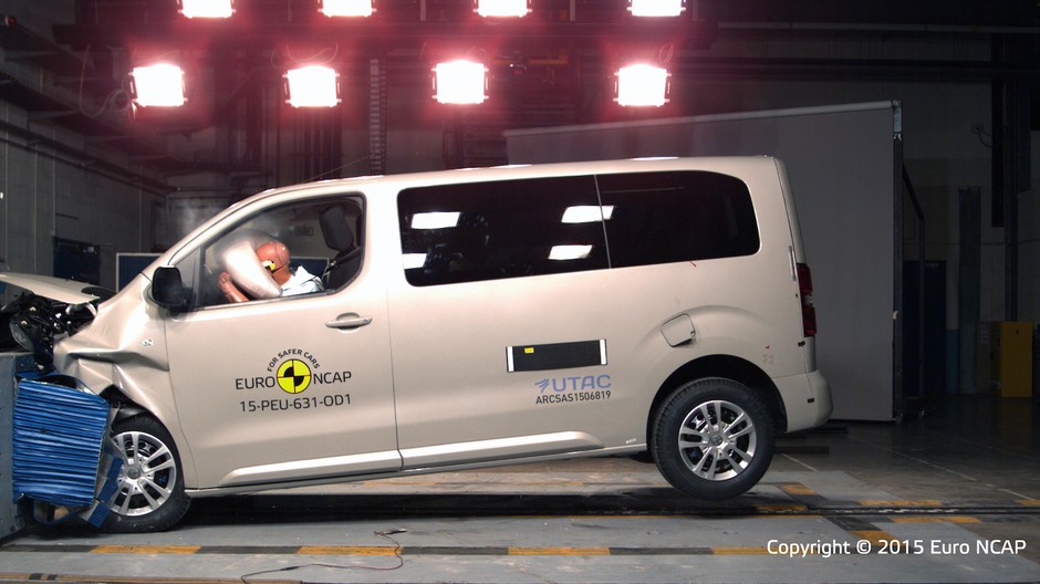 Peugeot Traveller - test zderzeniowy