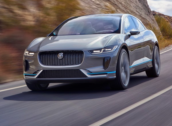 Jaguar sięga po prąd