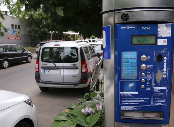 Parkomaty pojadą z Warszawy do Krakowa. Miasto zaoszczędzi na tym miliony