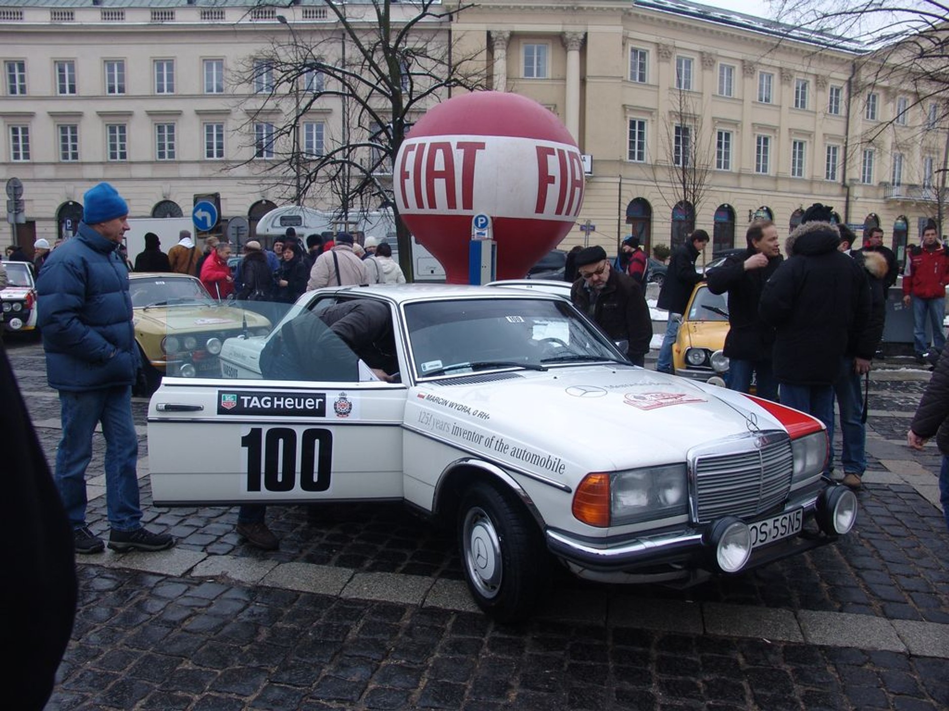 Rajd Monte-Carlo Historique 2011: wystartowali z Warszawy, pokonają 4100 km