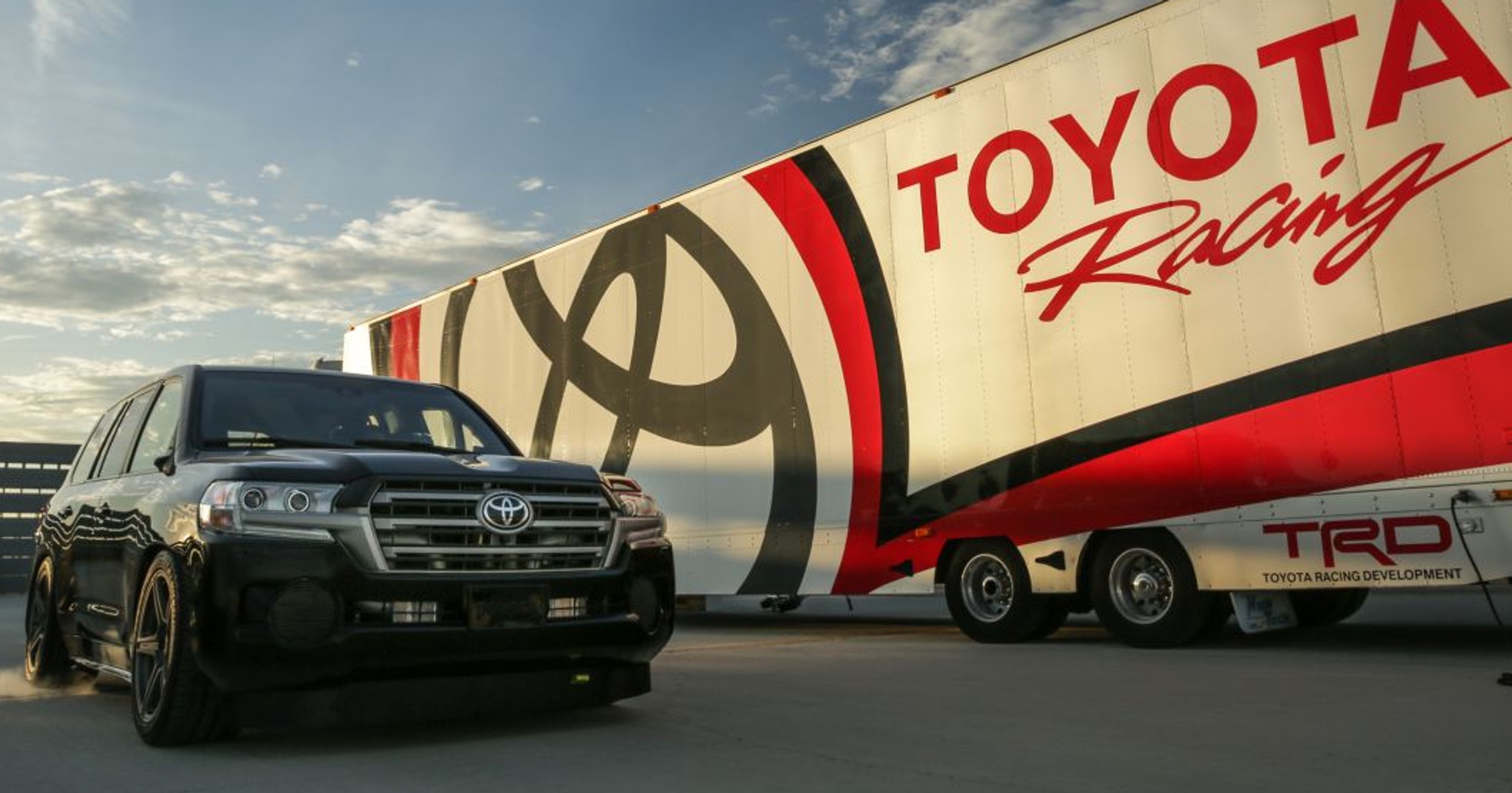 Toyota Land Speed Cruiser najszybszym SUV-em na świecie