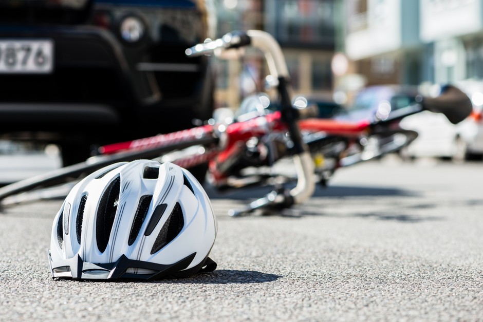 Kask chroni głowę – w niektórych sytuacjach