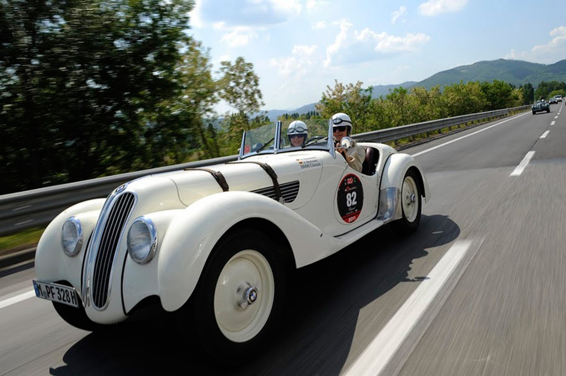 Zobacz zdjęcia z Mille Miglia 2011