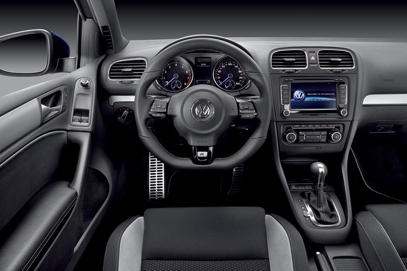 Volkswagen Golf R: rozpoczęto sprzedaż w Niemczech za 36.400 Euro