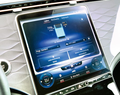 Mercedes EQE 350+ (2022)