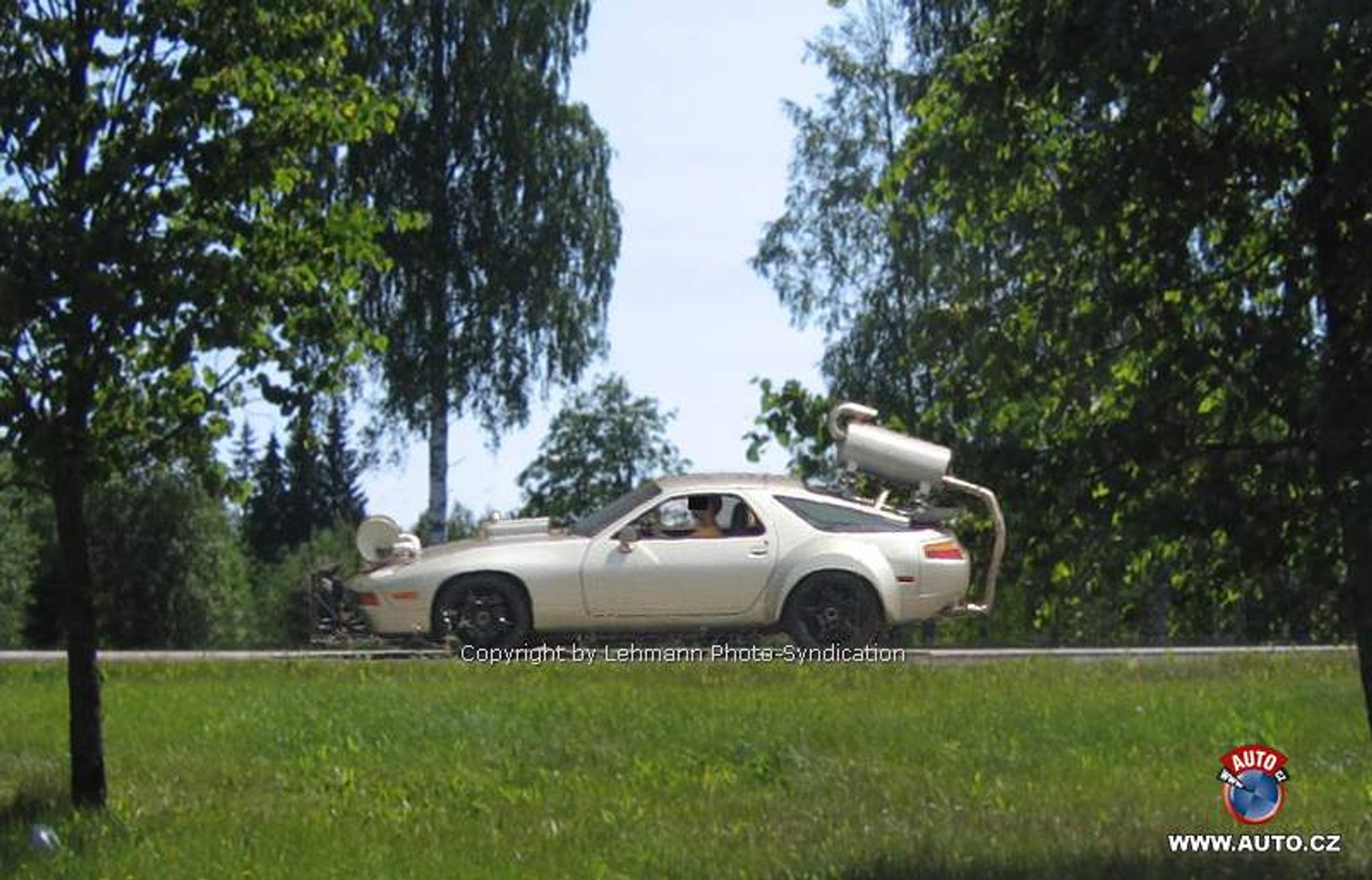 Przyszłość Porsche? Pięć modeli za cztery lata