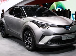 Toyota C-HR: nowość w segmencie crossoverów (Genewa 2016)
