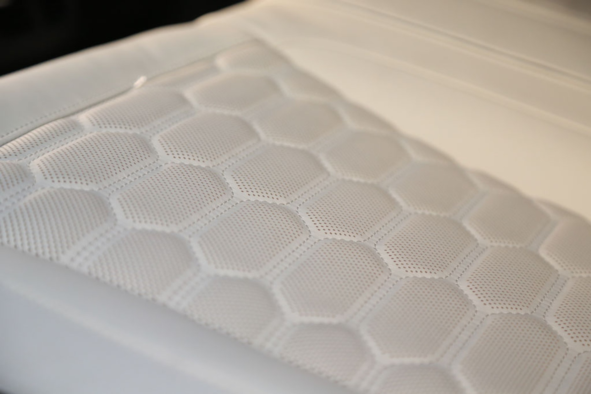 Ford Mondeo Vignale - Ford chce być Premium