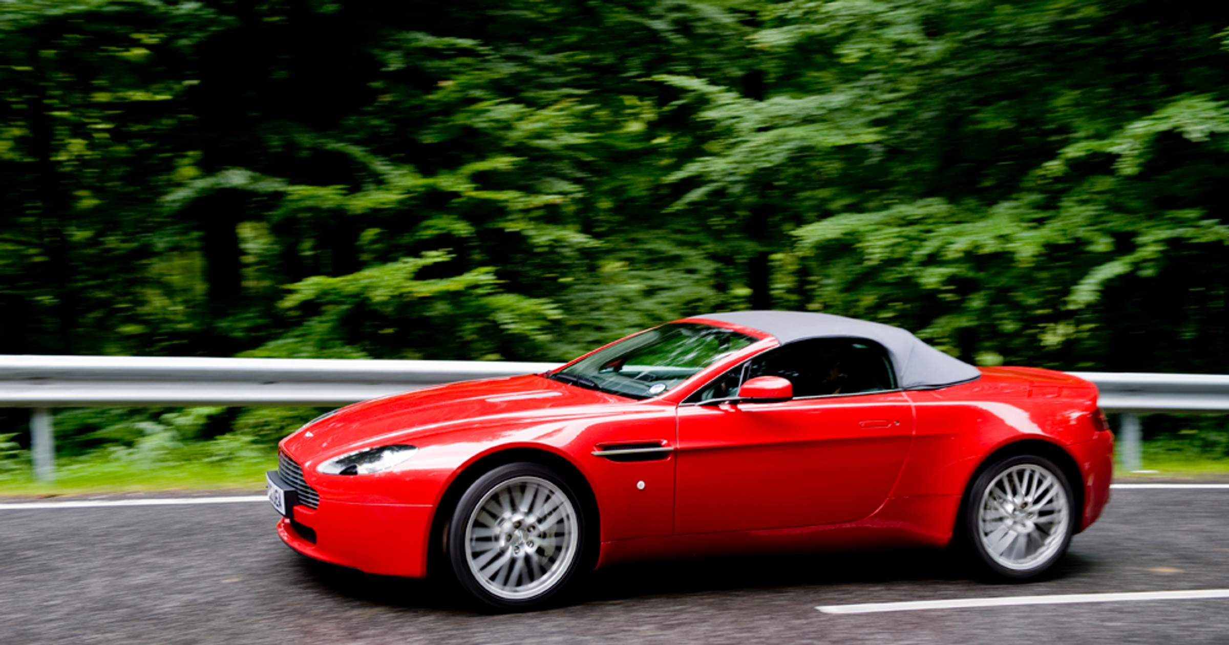 Aston Martin V8 Vantage