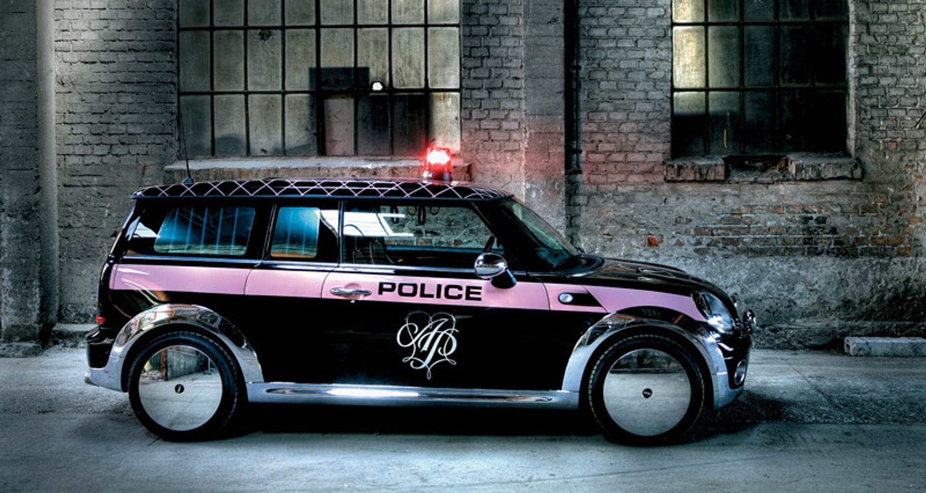 Mini: Life Ball na placu ratuszowym w Wiedniu (wideo)